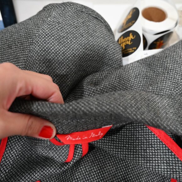 ARI Men's Medium Italian Gray and Blue Print Two Button Front Blazer - Picture 10 of 10